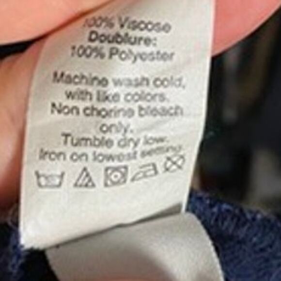 Madewell Overlay Sleeveless V-Neck Open Back Flowing Romper with Pockets - Picture 12 of 14